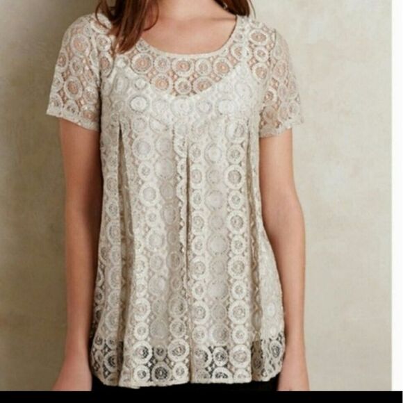 Anthropologie Akemi + Kim Cream Lace Swing Top - Picture 1 of 11